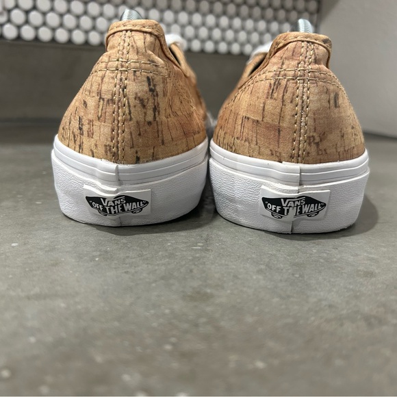 MENS VANS CORK LACE UP RARE! - Picture 3 of 5